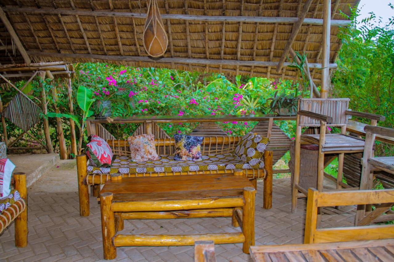 Mikoko Beach & Cottages Bagamoyo Exteriör bild