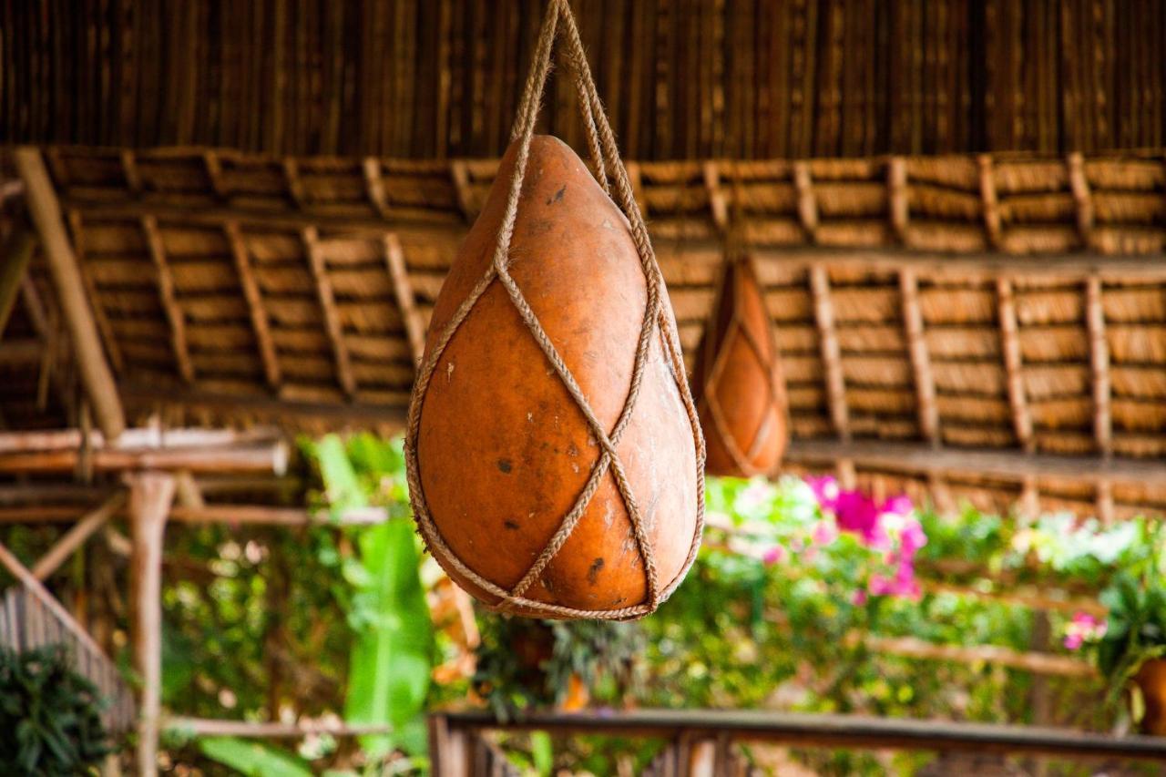 Mikoko Beach & Cottages Bagamoyo Exteriör bild